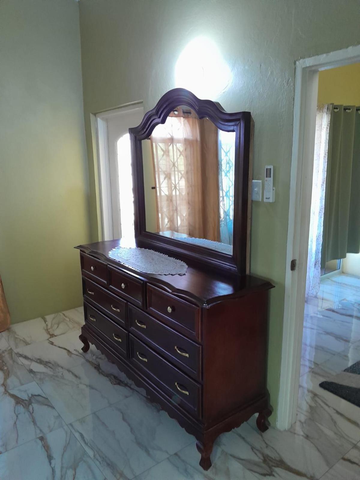Jamaica Oasis Suite Portmore Luaran gambar